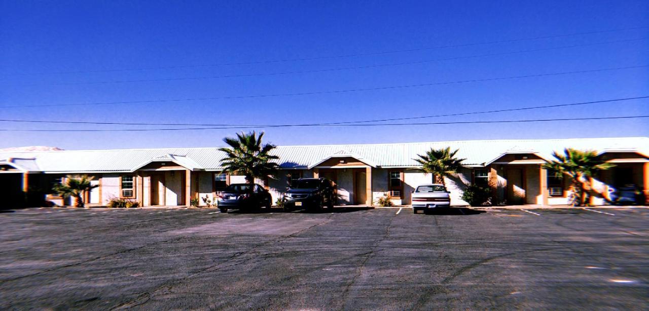 Desert Inn Ван Хорн Екстериор снимка